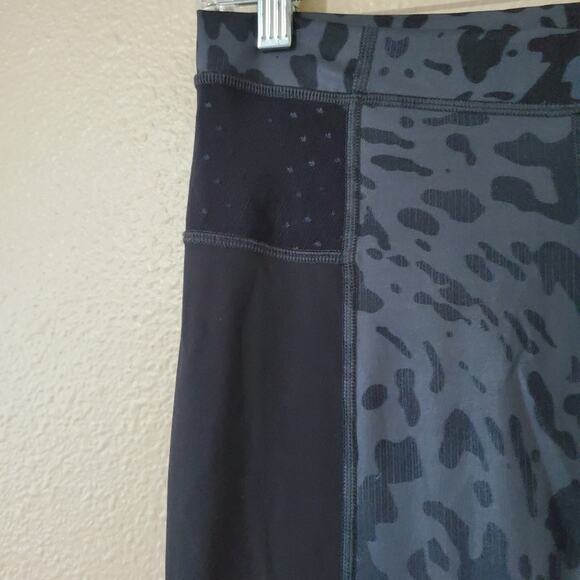 Lululemon Animal Swirl Deep Coal Light Black Just Breathe Pant - Picture 4 of 8